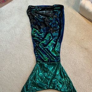 Mermaid blanket